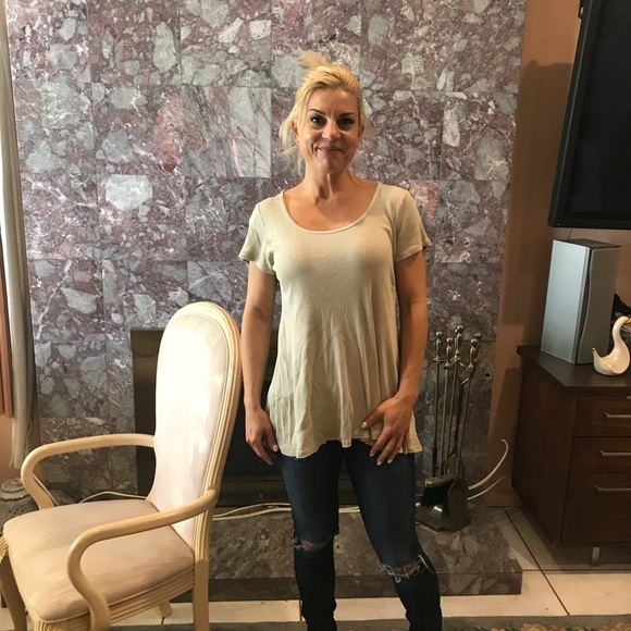 T party top - Picture 8 of 8